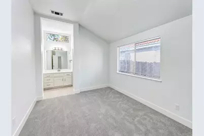 4706 W University, Fresno, CA 93722 - Photo 18