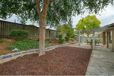 10588 E Fieldstone Avenue, Clovis, CA 93619 - Photo 36
