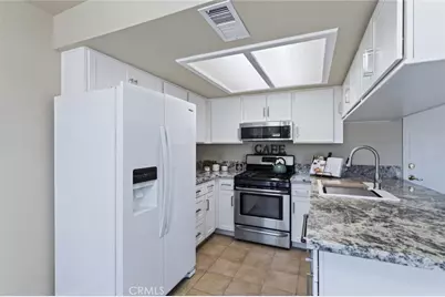 571 W Pat, Clovis, CA 93612 - Photo 16