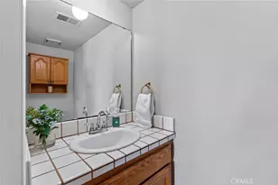 571 W Pat, Clovis, CA 93612 - Photo 10
