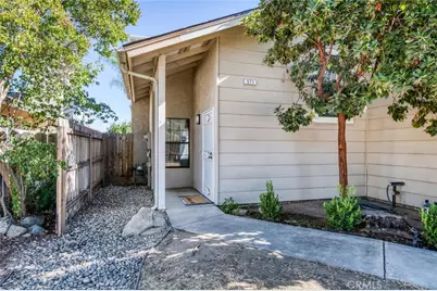 571 W Pat, Clovis, CA 93612 - Photo 32