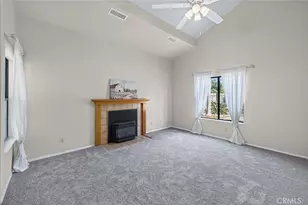 571 W Pat, Clovis, CA 93612 - Photo 8