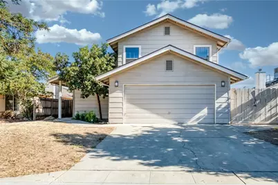 571 W Pat, Clovis, CA 93612 - Photo 1
