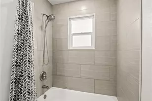 2984 E Norwich, Fresno, CA 93726 - Photo 28