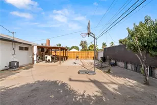 2984 E Norwich, Fresno, CA 93726 - Photo 16