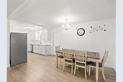 2984 E Norwich, Fresno, CA 93726 - Photo 6