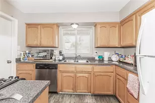 1145 Van Ct, Hanford, CA 93230 - Photo 12