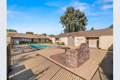 4654 N Chestnut, Fresno, CA 93726 - Photo 10