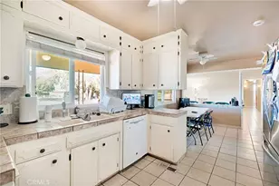 237 N Bethel Ave, Sanger, CA 93657 - Photo 32