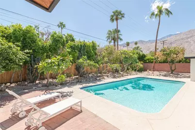 1065 E Sunny Dunes Road, Palm Springs, CA 92264 - Photo 10