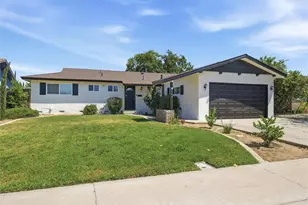 649 W Ashcroft, Clovis, CA 93612 - Photo 1