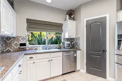 197 Moody, Clovis, CA 93619 - Photo 18