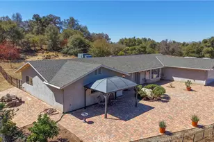 46514 Longview Ln, Coarsegold, CA 93614 - Photo 2