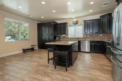 3240 W Lark Avenue, Visalia, CA 93291 - Photo 6