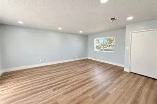 1565 Lark St, Hanford, CA 93230 - Photo 6