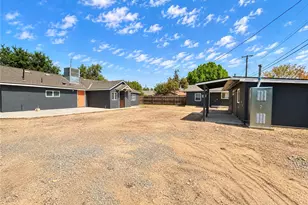 141 W Ashlan Ave, Fresno, CA 93705 - Photo 58