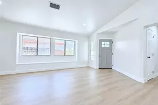 518 E Ave J11, Lancaster, CA 93535 - Photo 6