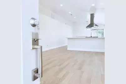 518 E Avenue J11, Lancaster, CA 93535 - Photo 4