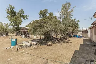 9016 E Dinuba, Selma, CA 93662 - Photo 36