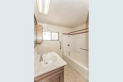 9016 E Dinuba, Selma, CA 93662 - Photo 24