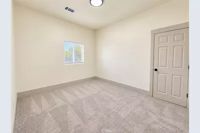 2837 E Grant Avenue, Fresno, CA 93701 - Photo 28