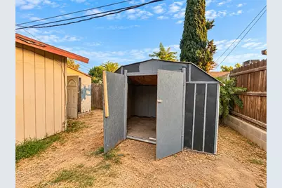 807 Castaic, Bakersfield, CA 93308 - Photo 4