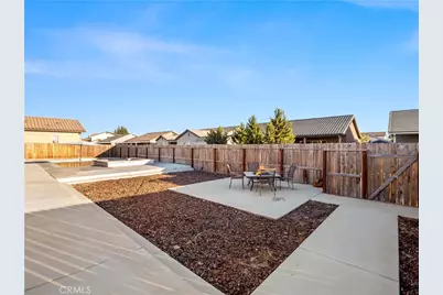 2070 Solig, Kingsburg, CA 93631 - Photo 34