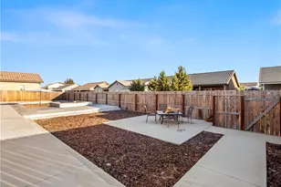 2070 Solig, Kingsburg, CA 93631 - Photo 34