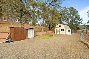 42387 Maples Ln, Oakhurst, CA 93644 - Photo 40