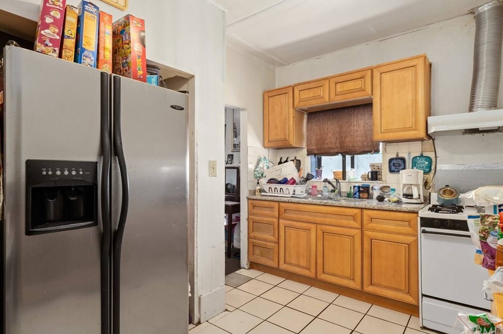 139 Townsend Ave, Los Angeles CA  90063-2333 exterior