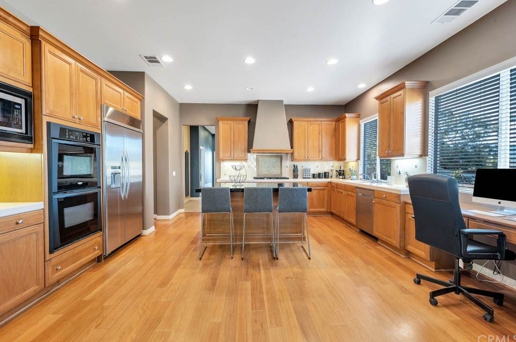 33411 Desert Rd, Acton CA  93510-1370 exterior