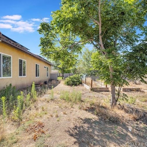 33411 Desert Rd, Acton CA  93510-1370 exterior