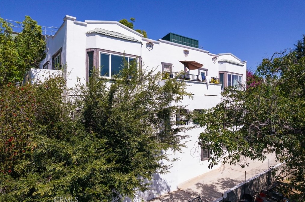 2249 Duane St, Los Angeles, CA 90039-3167