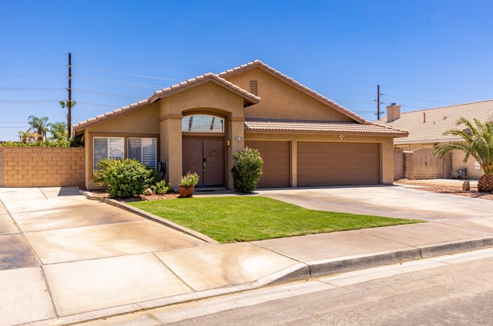 45210 Sun Brook Ln, La Quinta, CA 92253