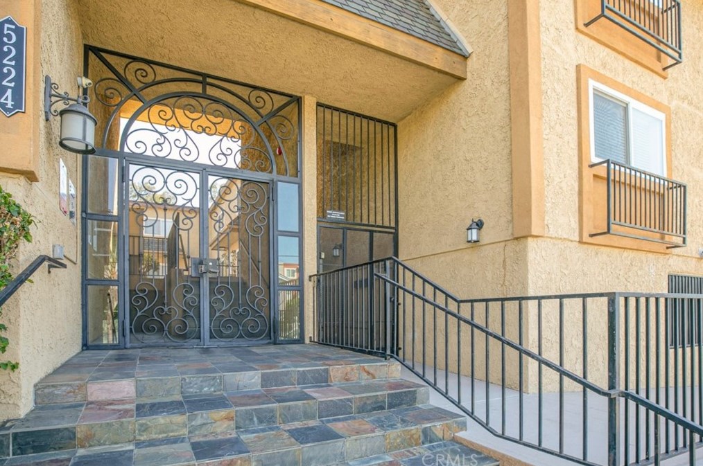 5224 Denny Ave #212, North Hollywood, CA 91601