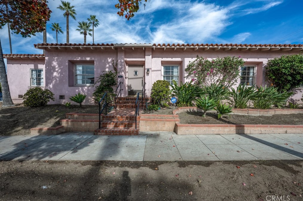 201 E Stocker St, Glendale, CA 91207