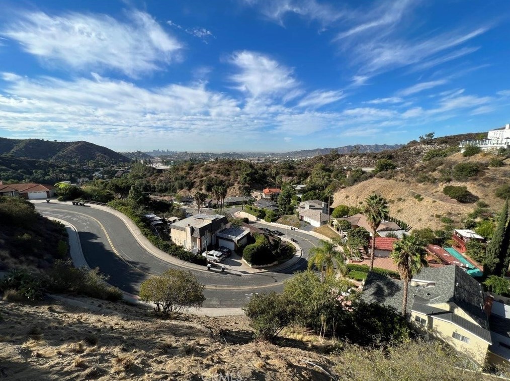 745 Ridge Dr, Glendale, CA 91206