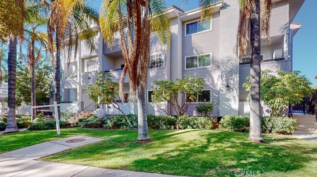 425 Piedmont Ave #2, Glendale, CA 91206