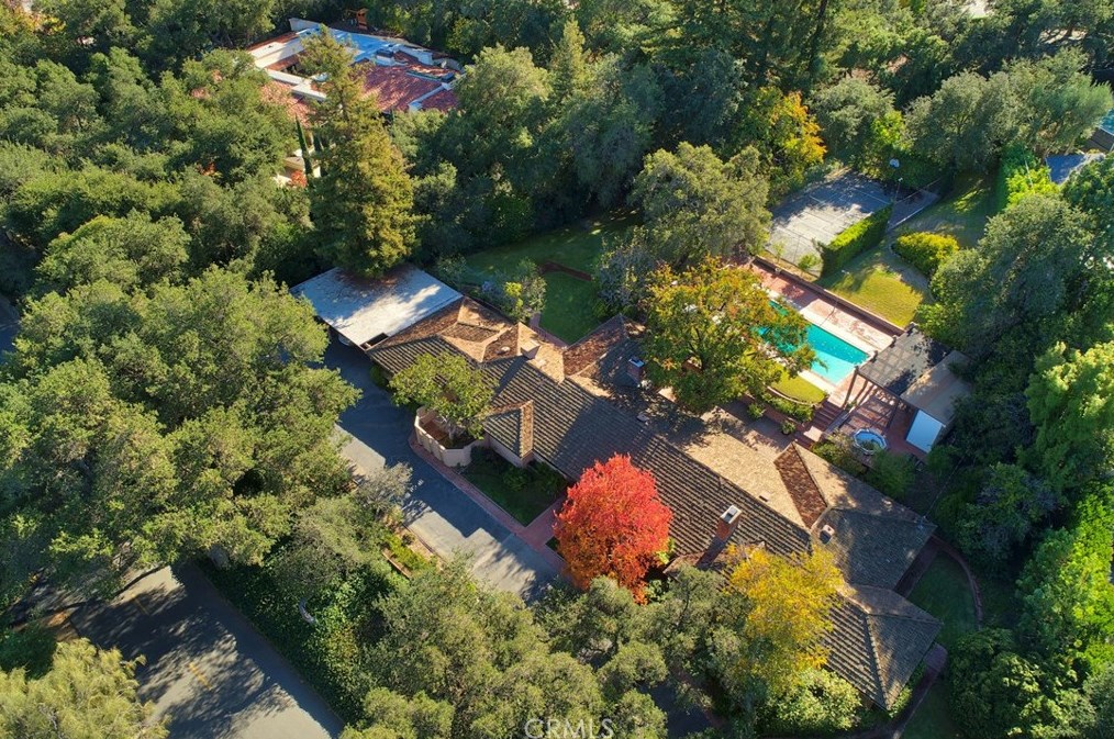 934 Flintridge Ave, La Canada, CA 91011
