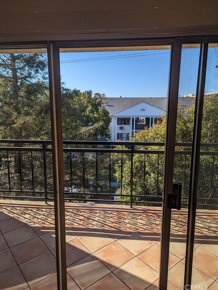 1236 N Columbus Ave Unit 30, Glendale, CA 91202