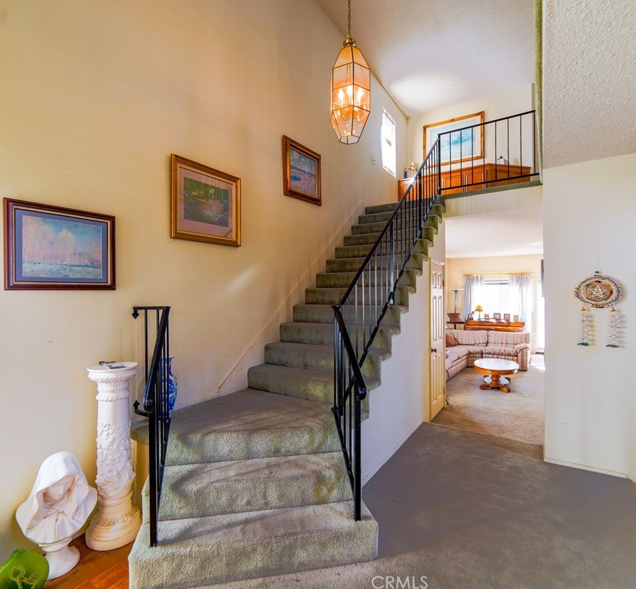 11958 Berrybrook Ct, Moorpark, CA 93021-3166