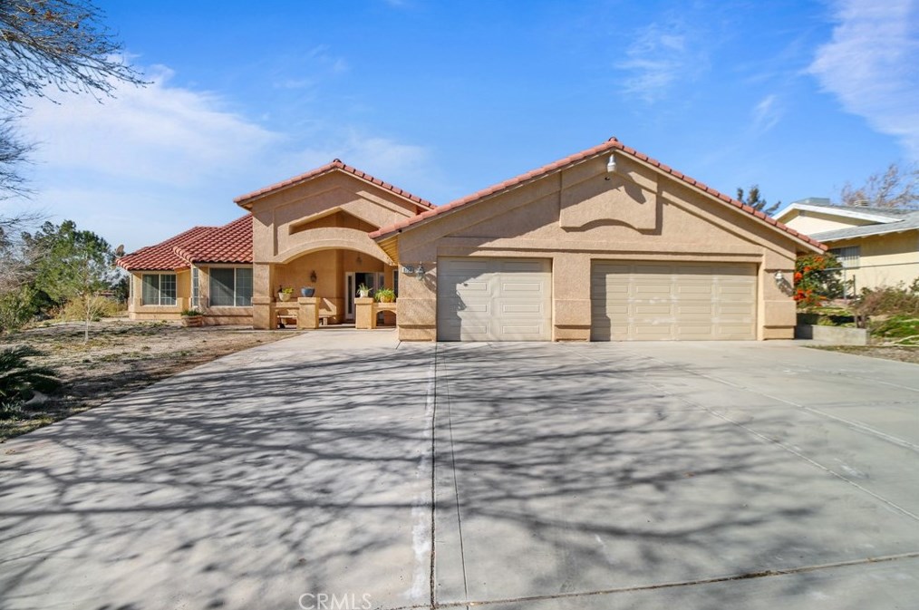 8750 Lilford Ave, Hesperia, CA 92345