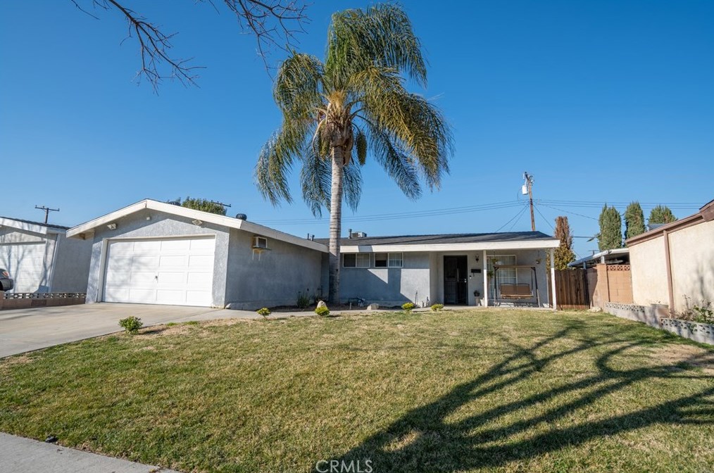 19009 Stillmore St, Santa Clarita, CA 91351