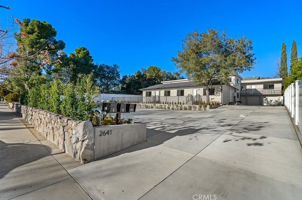 2641 Hermosa Ave, Montrose, CA 91020