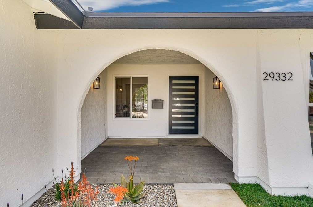 29332 Deep Shadow Dr, Calabasas, CA 91301