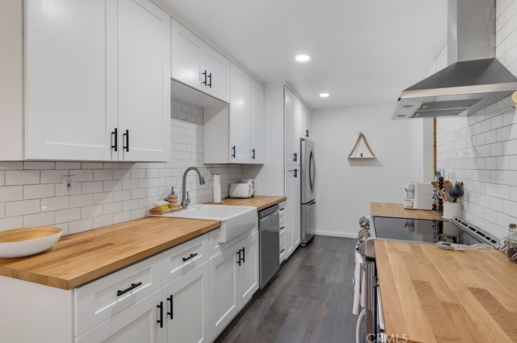 125 S Sierra Madre Blvd #107, Pasadena, CA 91107