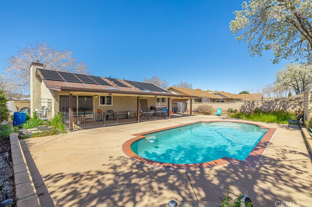 37846 Birch Tree Ln, Palmdale CA  93550-5485 exterior