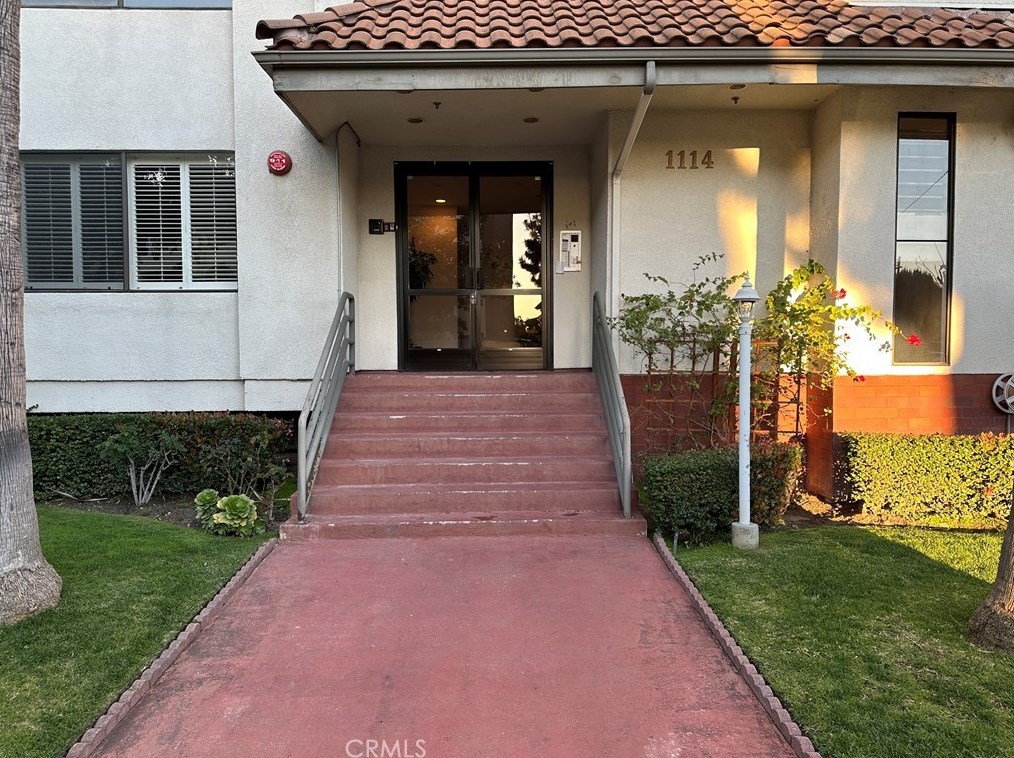 1114 Campbell St Apt 203, Glendale, CA 91207