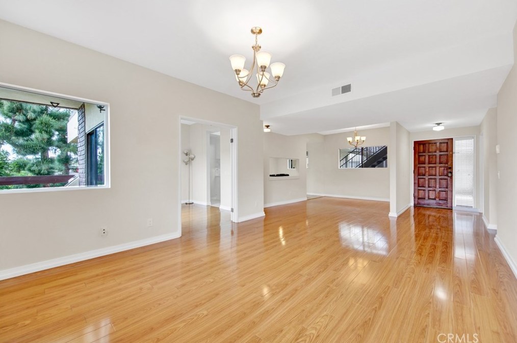 1200 Valley View Rd #202, Glendale, CA 91202