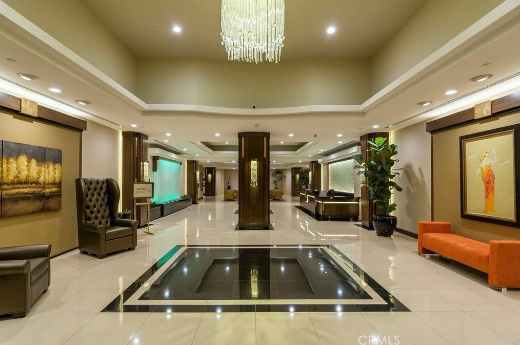 343 Pioneer Dr #1502, Glendale, CA 91203